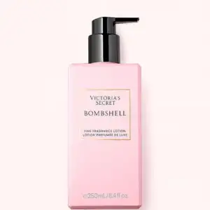 Лосьйон для тіла Fine Fragrance Lotion Bombshell