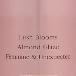 Cпрей Victoria's Secret Velvet Petals Body Mist 250 мл.,