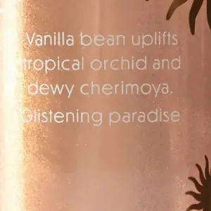 Опис шимерного спрея для тіла Vanilla Playa Shimmer Victoria's Secret